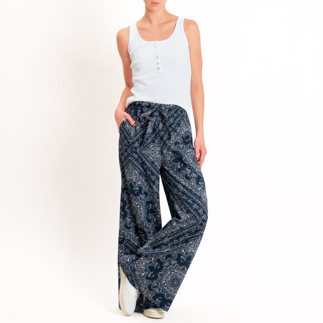 Tensione in-Pantalone fantasia bandana con elastico in vita - blu