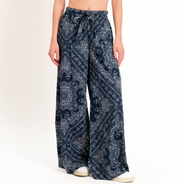 Tensione in-Pantalone fantasia bandana con elastico in vita - blu