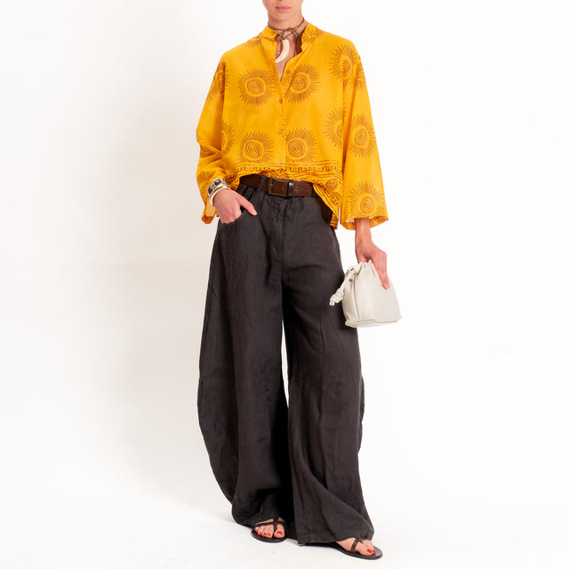 Tensione in-Camicia mussola fantasia sole - giallo