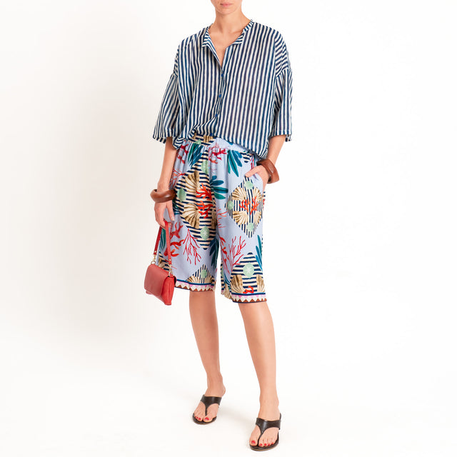 Tensione in-Bermuda fantasia conchiglie - celeste/sand/blu