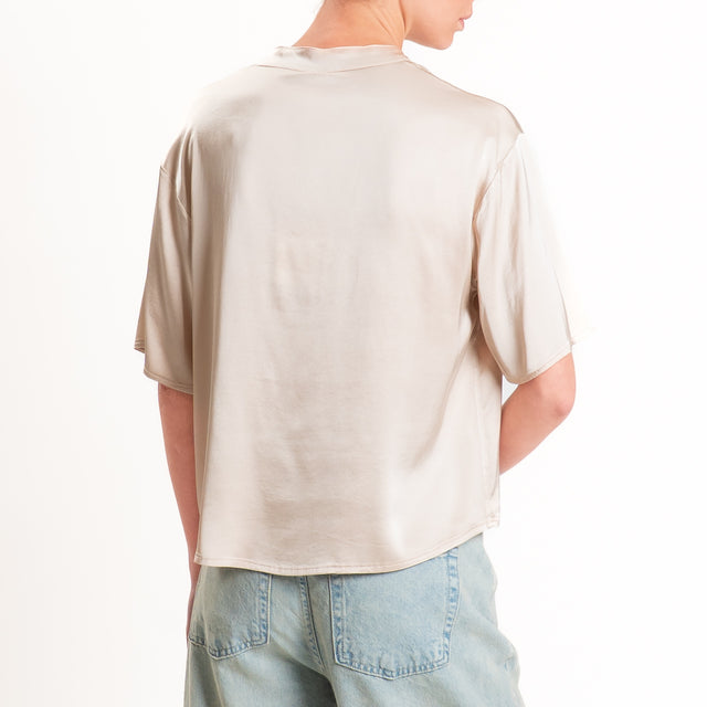 Tensione in-Blusa serafino satin elasticizzato - avena