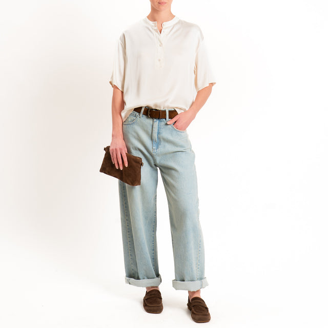 Tensione in-Blusa serafino satin elasticizzato - burro