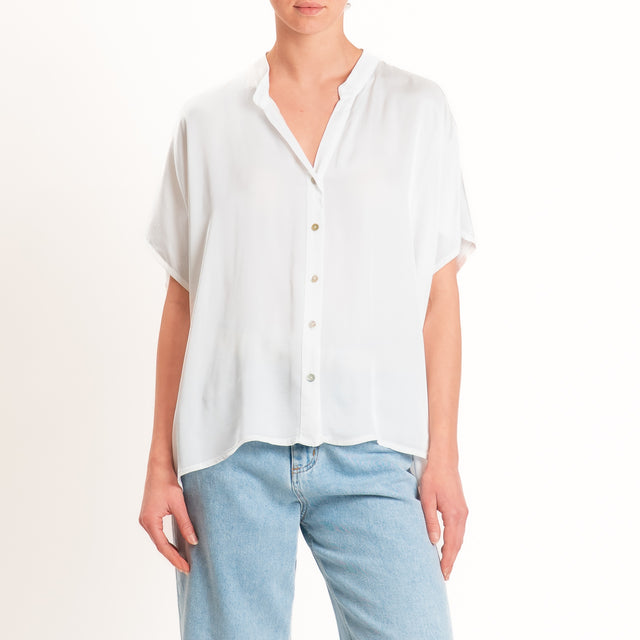 Tensione in-Camicia satin manica scesa - latte