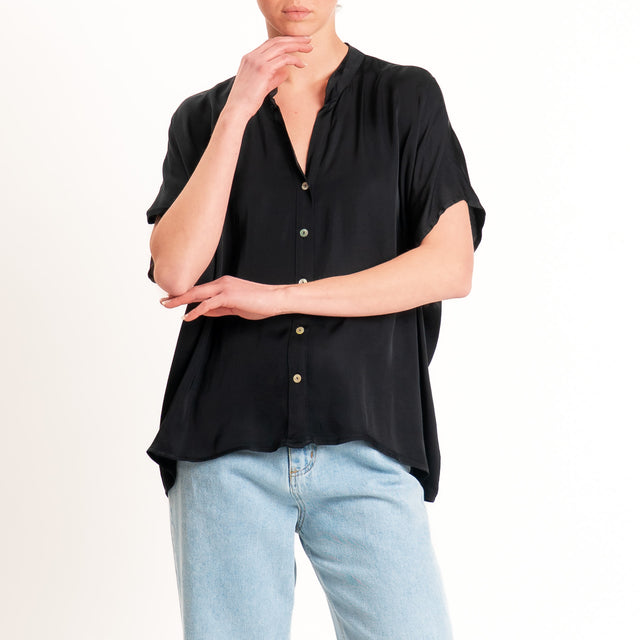 Tensione in-Camicia satin manica scesa - nero