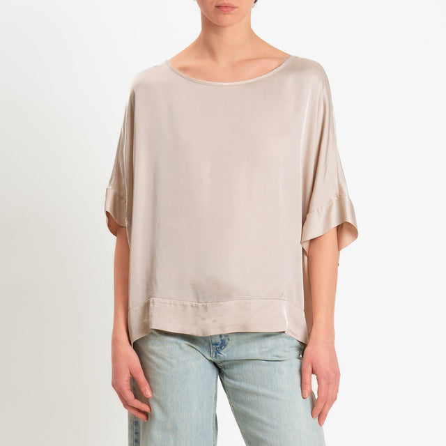 Tensione in-Blusa satin manica scesa - avena