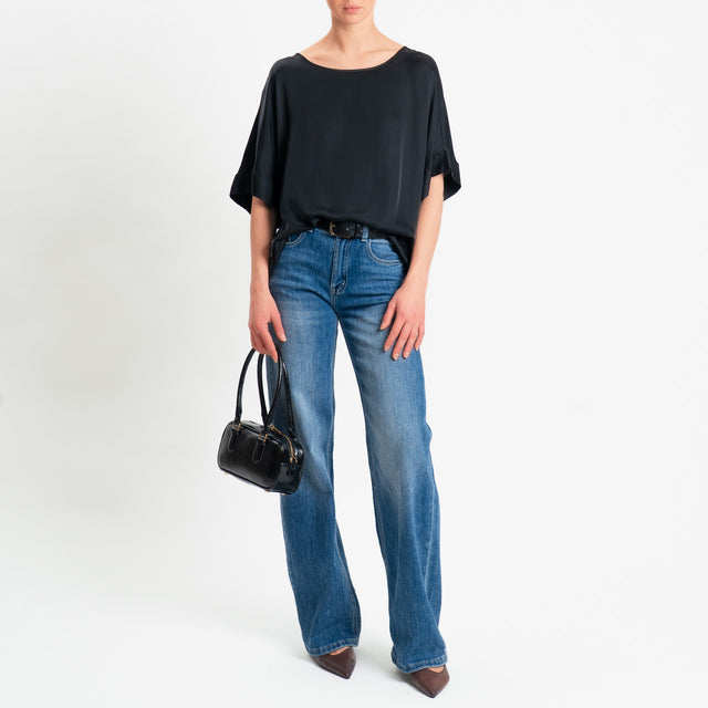 Tensione in-Blusa satin manica scesa - nero
