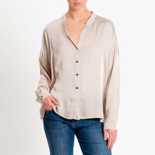 Tensione in-Camicia satin bottoni dorati - avena