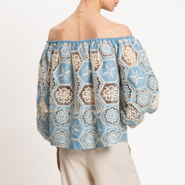 Tensione in-Blusa shiffer doppio tessuto chambray + pizzo macramè - celeste/ecru'