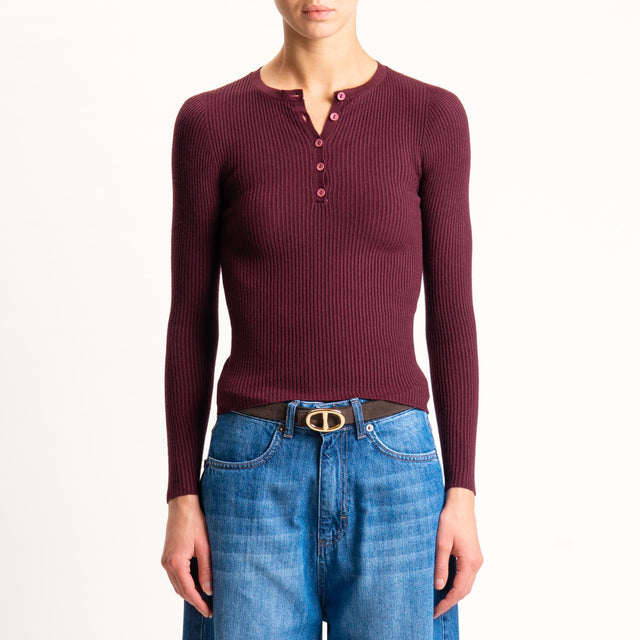 Tensione in-Maglia chester a costine - vino