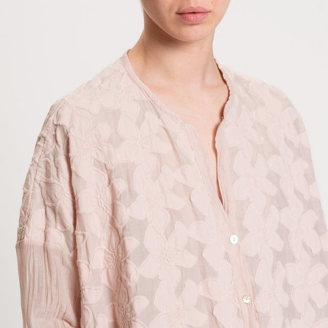 Tensione in-Camicia in mussola misto seta con ricami - cipria