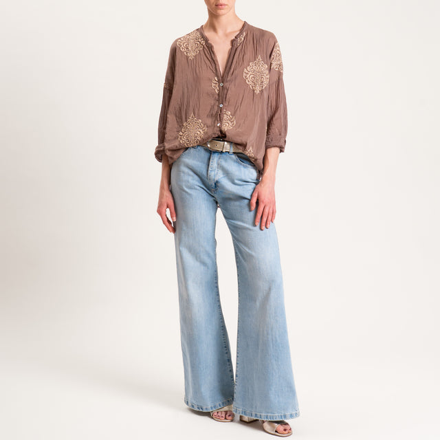 Tensione in-Camicia mussola misto seta con ricami - moka/biscotto