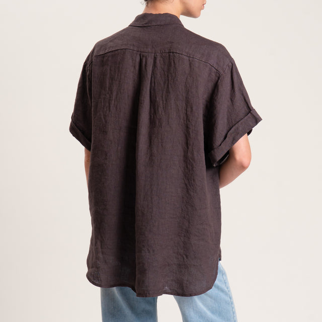 Camisa de lino 100 % con broche de flores - marrón oscuro
