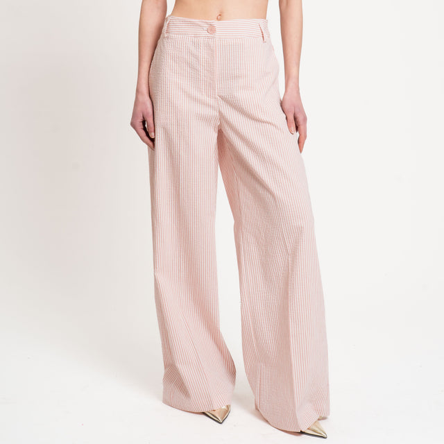 Tensione in-Pantalone a righe elastico dietro tessuto seersucker - cipria