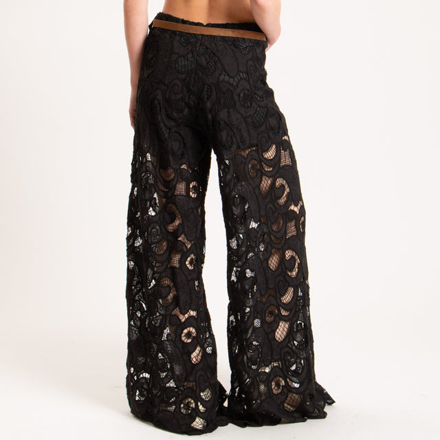 Tensione in-Pantalone pizzo macramè - nero