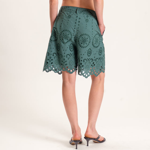 Tensione in-Shorts traforato con ricami - VERDE