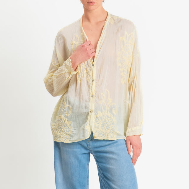 Tensione in-Camicia mussola con ricami misto seta - giallo