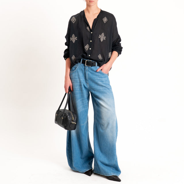 Tensione in-Camicia misto seta con ricami - nero