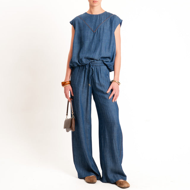 Tensione in-Blusa smanicata chambray tencel/lino - denim
