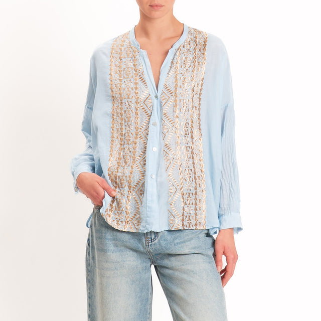 Tensione in-Camicia mussola con ricami dorati - cielo