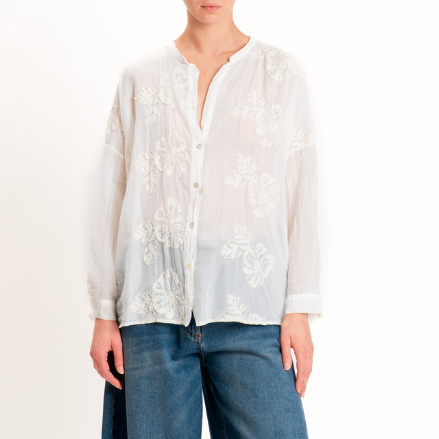 Tensione in-Camicia mussola con ricami - Bianco