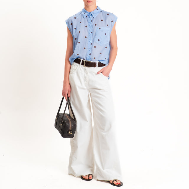 Tensione in-Camicia mussola smanicata a pois - azzurro/moro