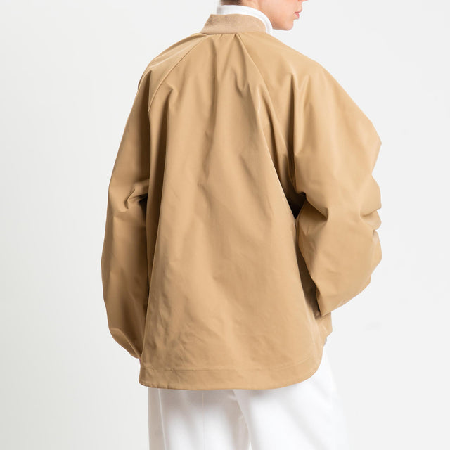 Tensione in-Bomber manica palloncino - cammello