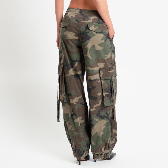Tensione in-Pantalone cargo camouflage - militare