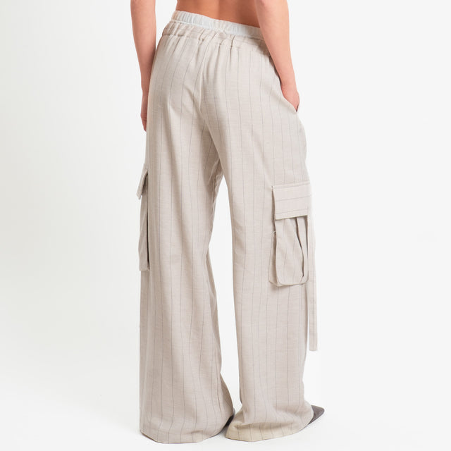 Tensione in-Pantalone cargo gessato - beige