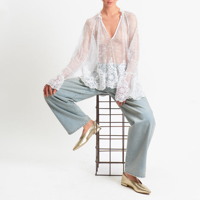 Tensione in-Blusa scollo v in pizzo - bianco