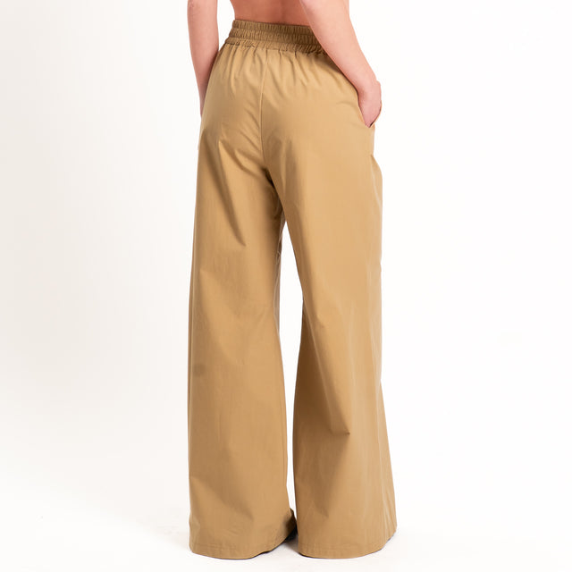 Tensione in-Completo top + pantalone in popeline - cammello