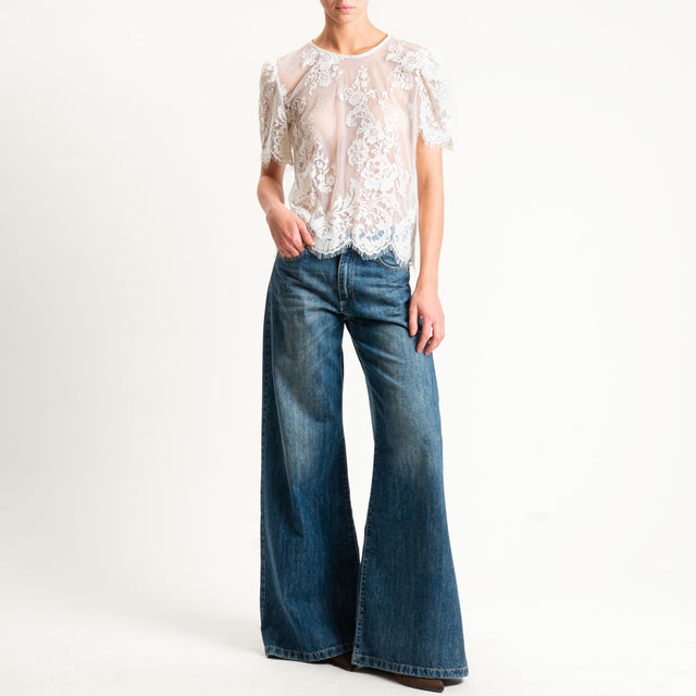 Tensione in-Blusa in pizzo bottone dietro - burro