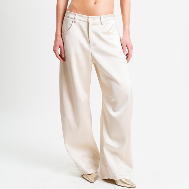 Tensione in-Pantalone barrel in satin - avorio