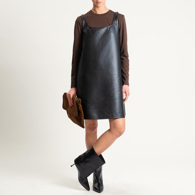 Tensione in-Abito similpelle + T-shirt a righe - nero/moro