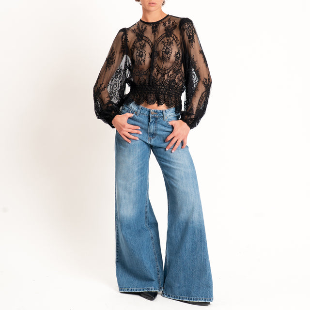 Tensione in-Blusa in pizzo bottone dietro - nero