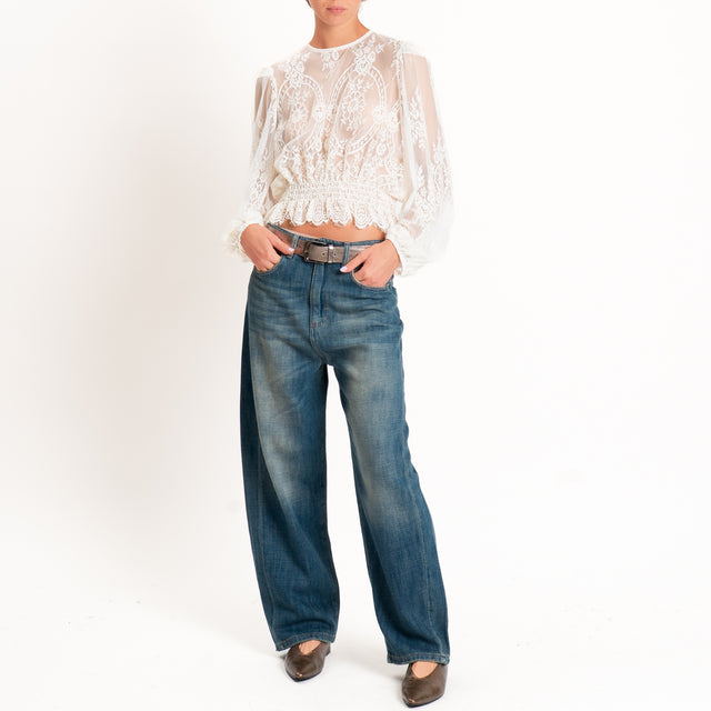 Tensione in-Blusa in pizzo bottone dietro - panna