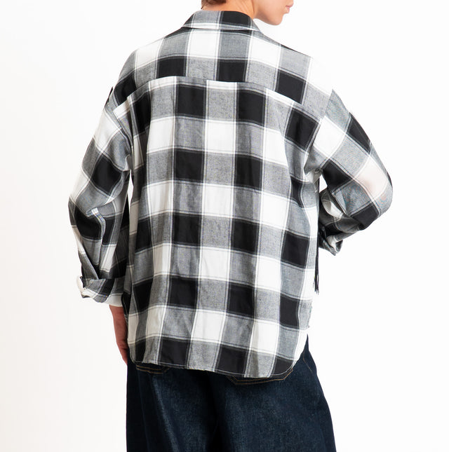Tensione in-Camicia check con frange - latte/nero