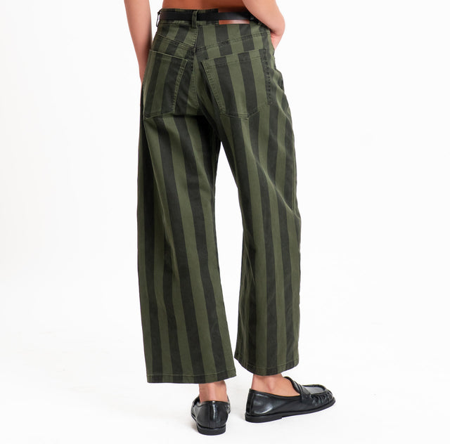 Tensione in-Pantalone righe con cintura - militare/nero