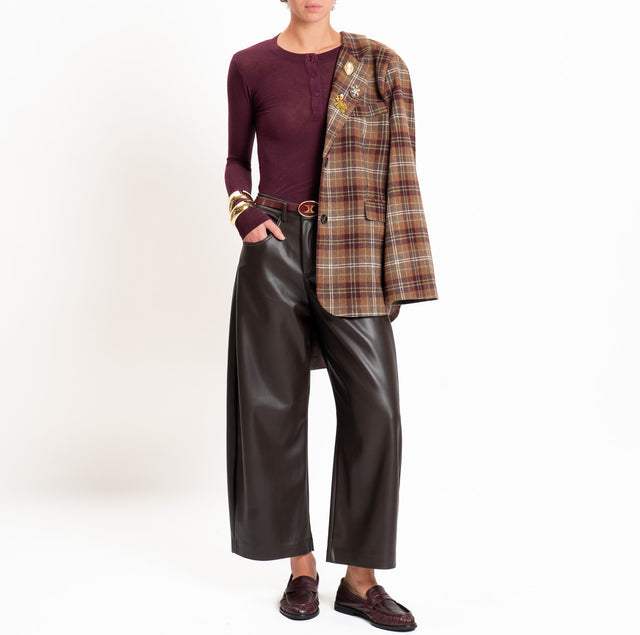 Tensione in-Pantalone similpelle con cintura - moro