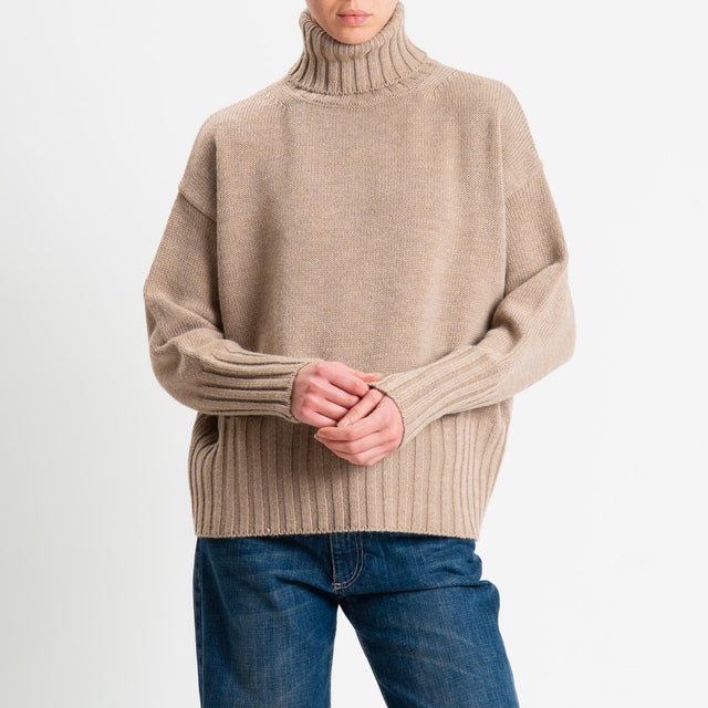 Tensione in-Maglia scatola collo alto misto alpaca - camel