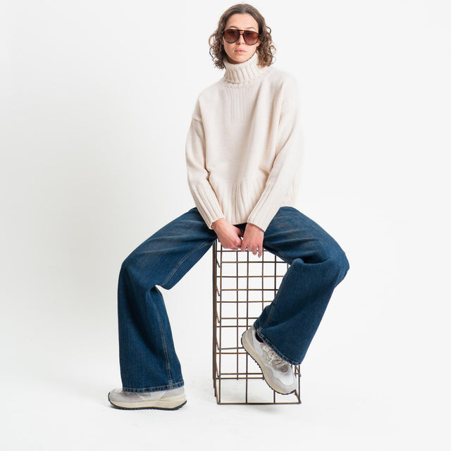 Tensione in-Maglia scatola collo alto misto alpaca - off white