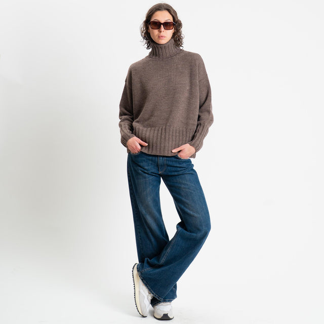 Tensione in-Maglia scatola collo alto misto alpaca - tortora