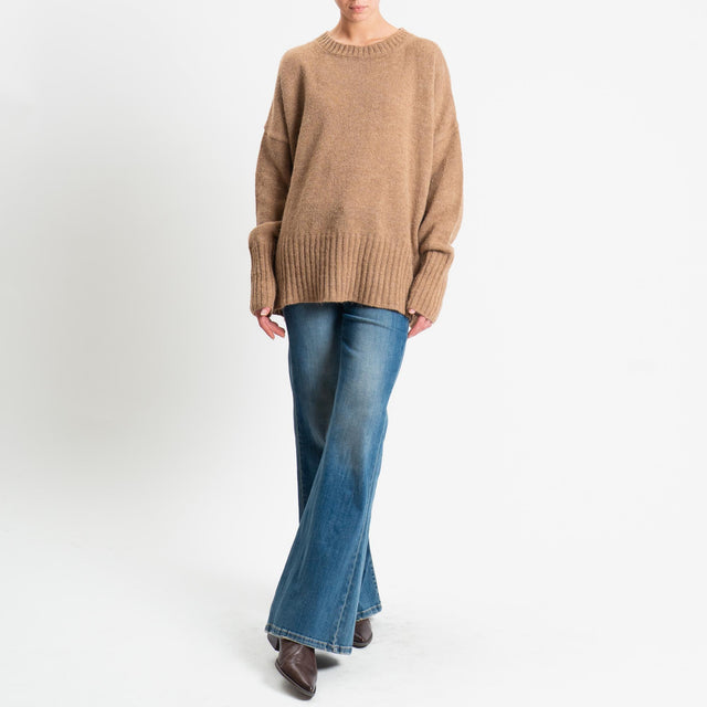 Tensione in-Maglia girocollo misto alpaca bordi a coste - camel