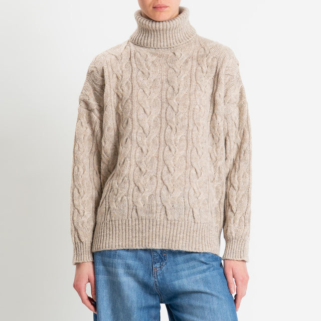 Tensione in-Maglia trecce collo alto misto alpaca - beige