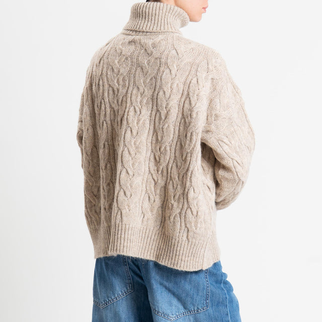 Tensione in-Maglia trecce collo alto misto alpaca - beige