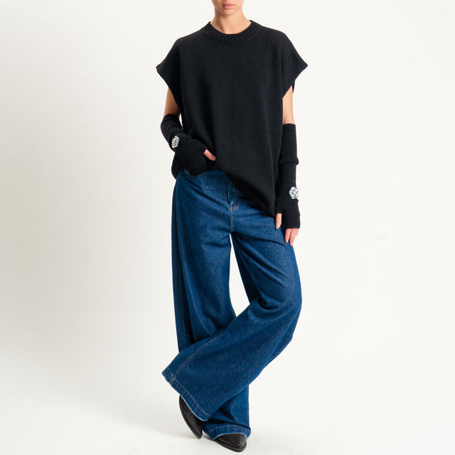 Tensione in-Maglia smanicata misto alpaca con manicotti - nero