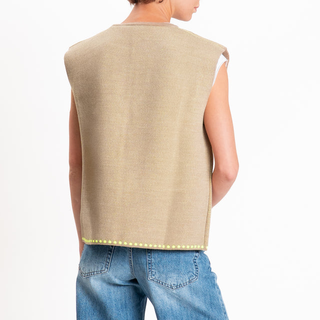 Tensione in-Gilet misto alpaca fantasia arabesque - cammello/giallo