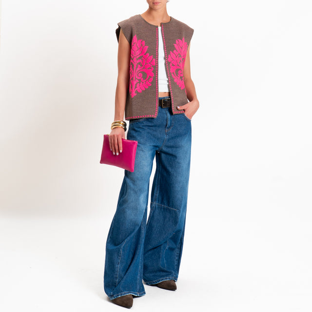 Tensione in-Gilet misto alpaca fantasia arabesque - fango/fucsia
