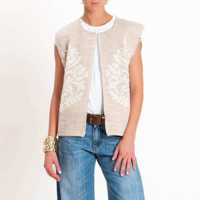 Tensione in-Gilet misto alpaca fantasia arabesque - mastice/panna