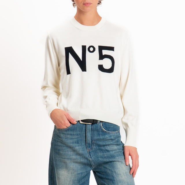 Tensione in-Maglia girocollo N 5 - panna/nero