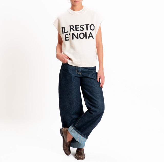 Tensione in-Gilet "IL RESTO È NOIA" misto alpaca - panna/nero
